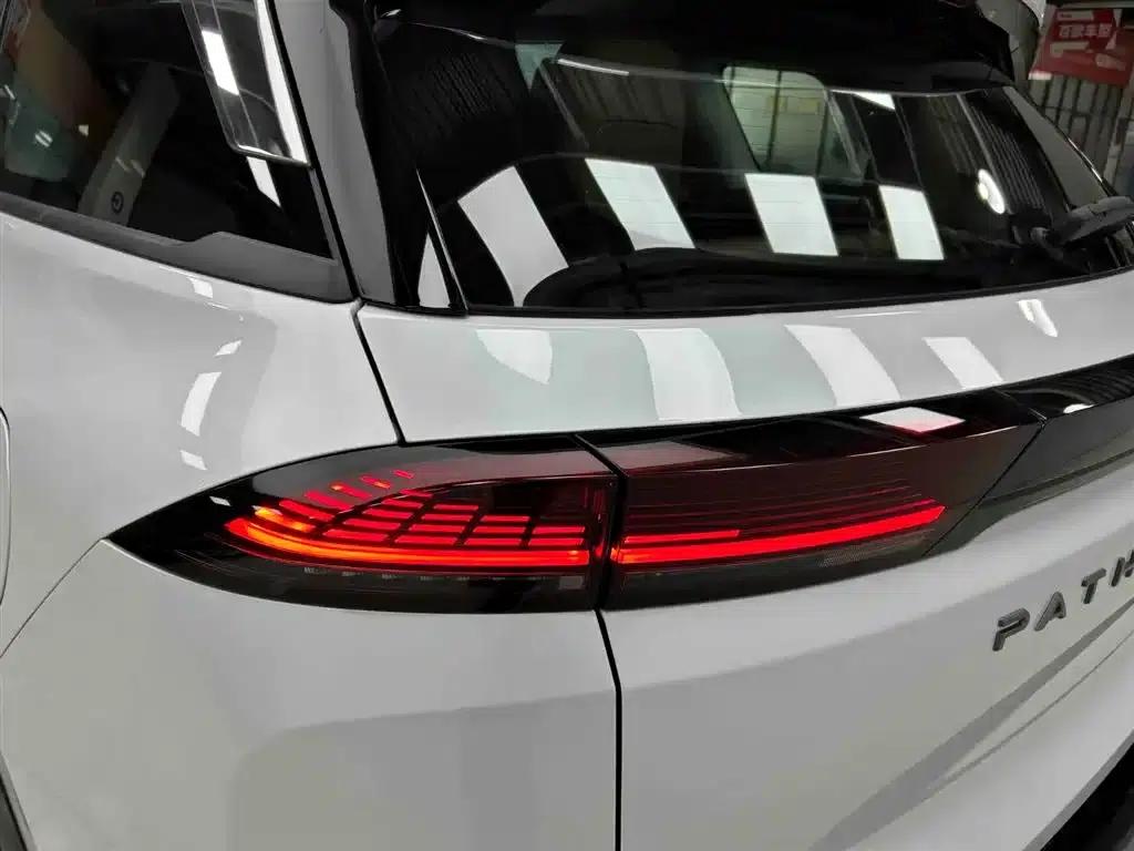2024 Volkswagen Land Cruiser 380VC-TURBO 4WD Supreme Edition (6-seater) — миниатюра 21