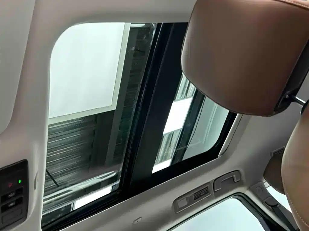 2024 Volkswagen Land Cruiser 380VC-TURBO 4WD Supreme Edition (6-seater) — миниатюра 9