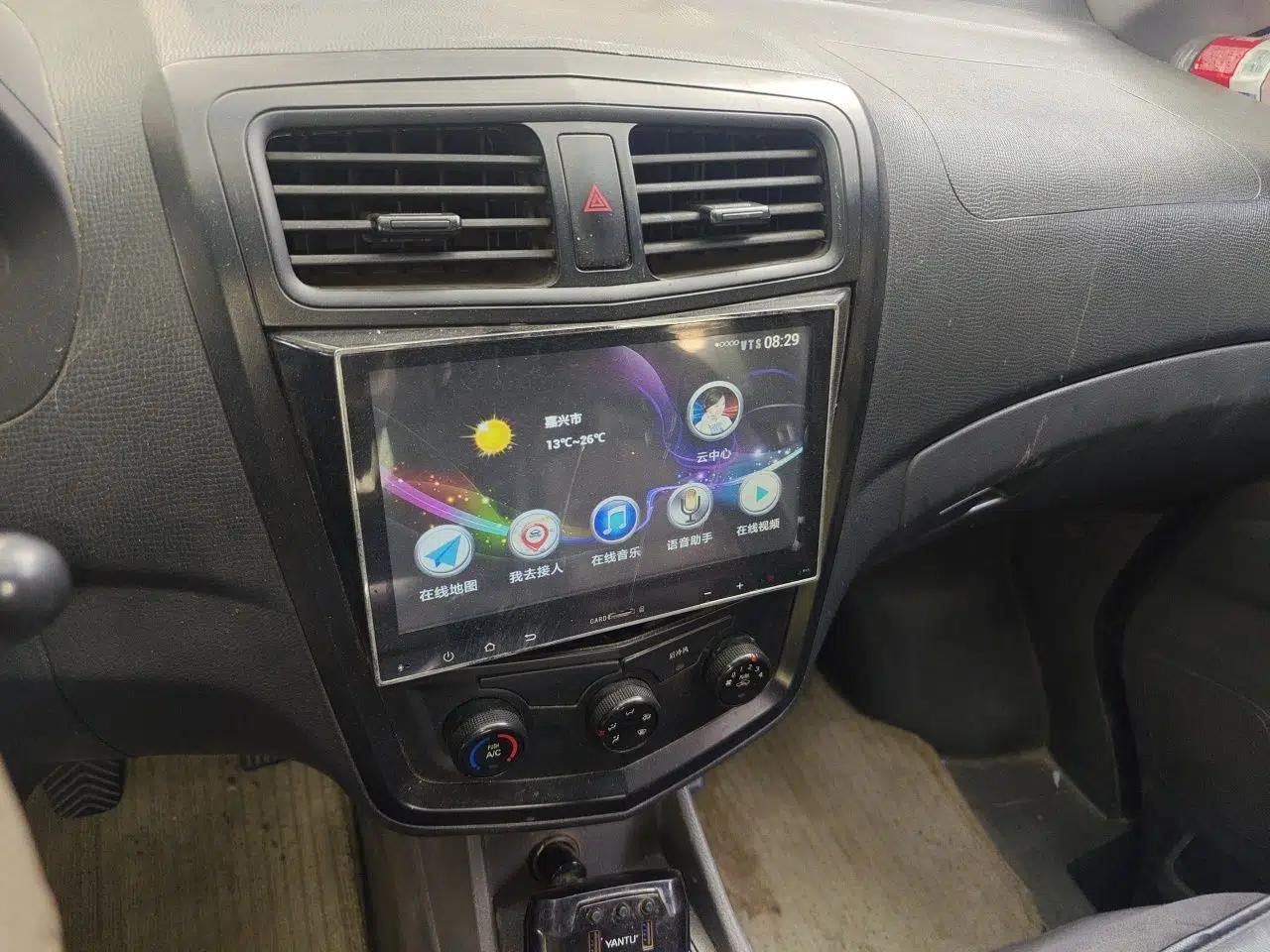 Wuling Zhengcheng 2015 1.8L Comfort Model LJ479QE2 — миниатюра 14