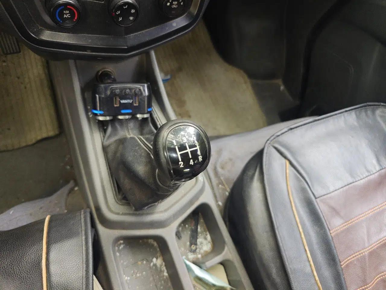 Wuling Zhengcheng 2015 1.8L Comfort Model LJ479QE2 — миниатюра 15