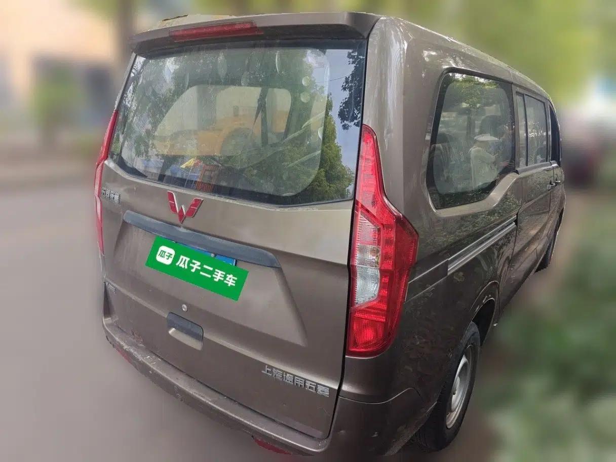 Wuling Zhengcheng 2015 1.8L Comfort Model LJ479QE2 — миниатюра 6