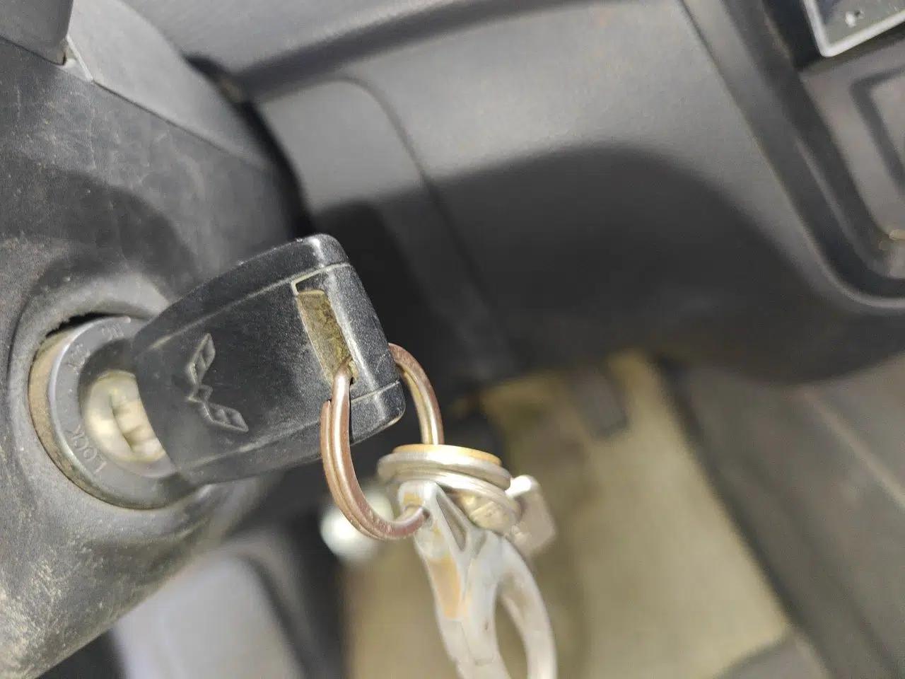 Wuling Zhengcheng 2015 1.8L Comfort Model LJ479QE2 — миниатюра 9
