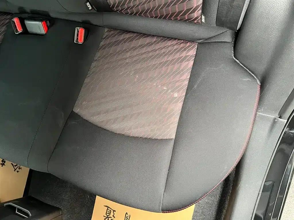 Nissan Bluebird 2016 1.6L CVT Smart Edition — миниатюра 18