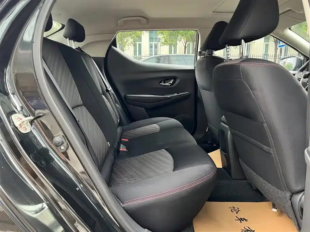 Nissan Bluebird 2016 1.6L CVT Smart Edition — миниатюра 19