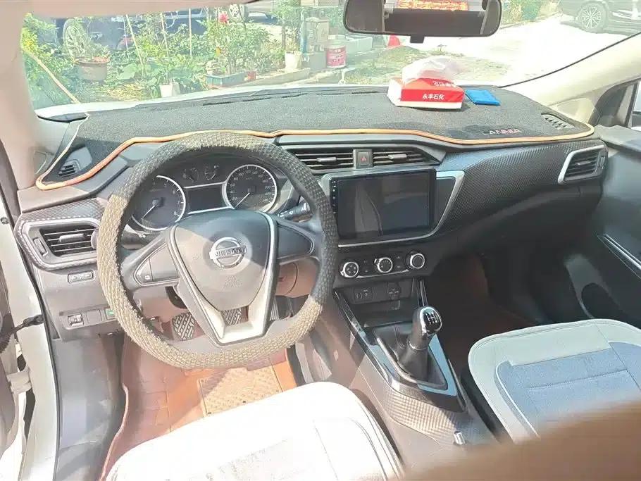 Nissan Bluebird 2019 1.6L Manual Fashion Edition (National V Emission Standard) — миниатюра 11