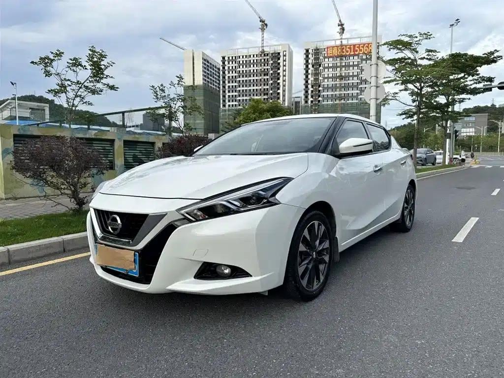 Nissan Bluebird 2016 1.6L CVT Smart Edition — миниатюра 1