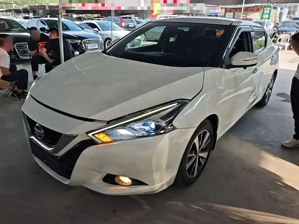 Nissan Bluebird 2016 1.6L CVT Cool Edition — миниатюра 2