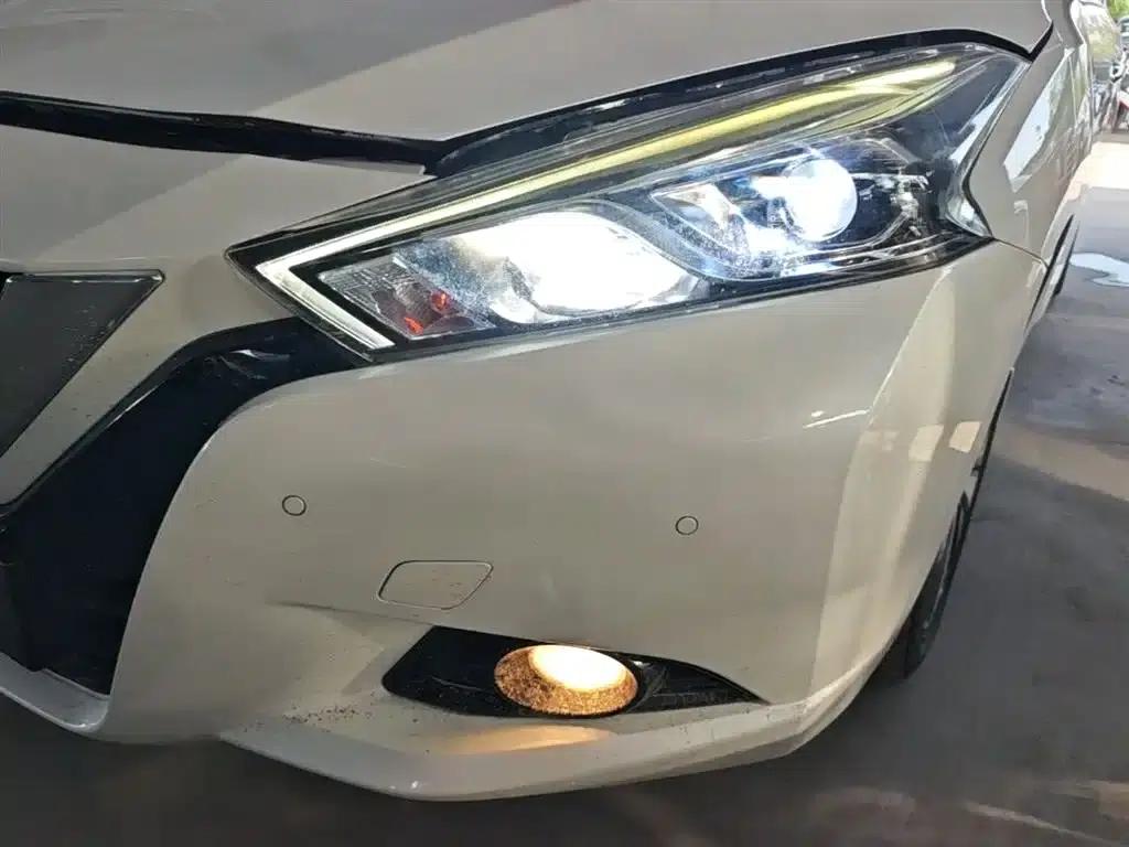 Nissan Bluebird 2016 1.6L CVT Cool Edition — миниатюра 24