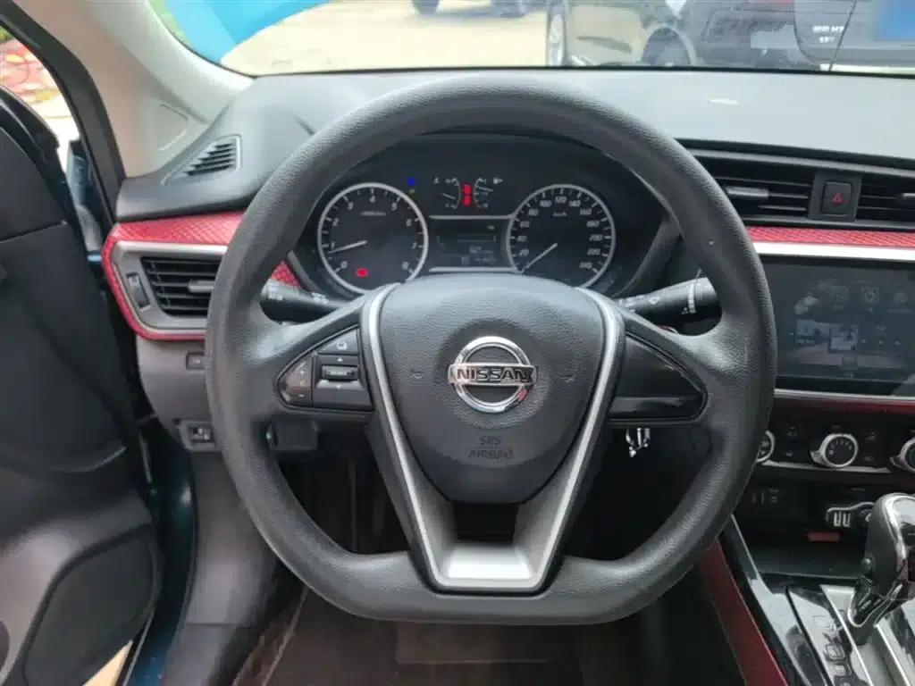 Nissan Bluebird 2016 1.6L CVT Cool Edition — миниатюра 11