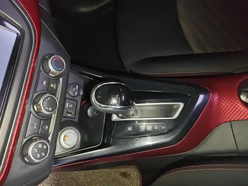 Nissan Bluebird 2016 1.6L CVT Smart Edition — миниатюра 14