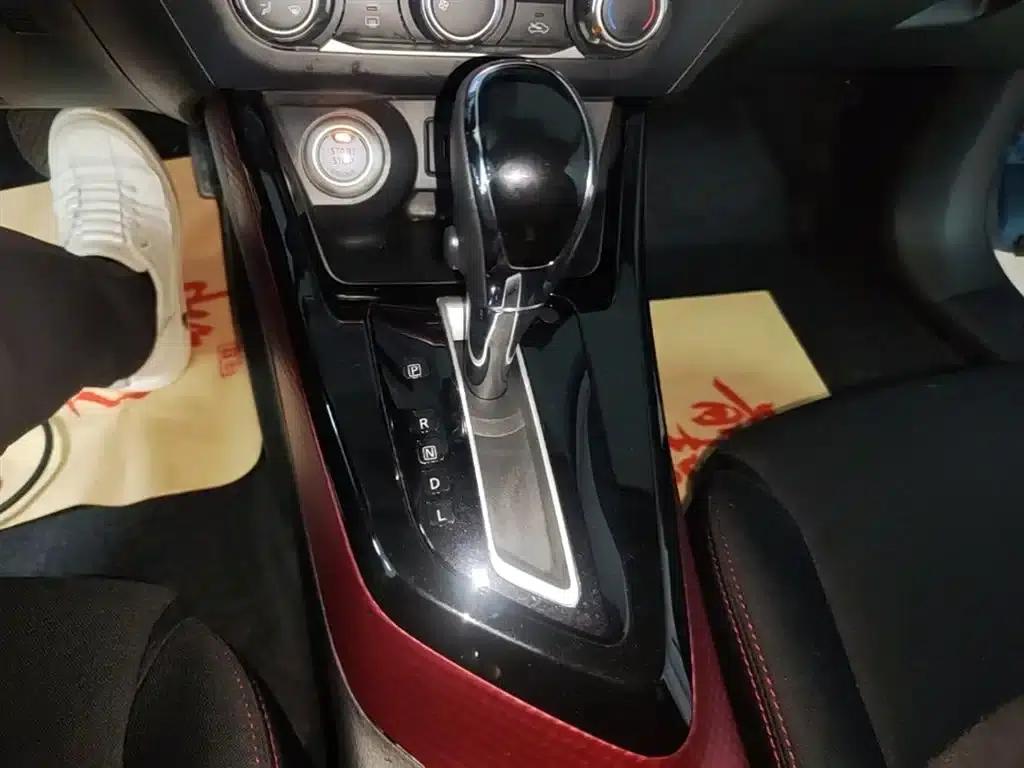 Nissan Bluebird 2019 1.6L CVT Smart Connect Smart Cool Edition (National VI Emission Standard) — миниатюра 14