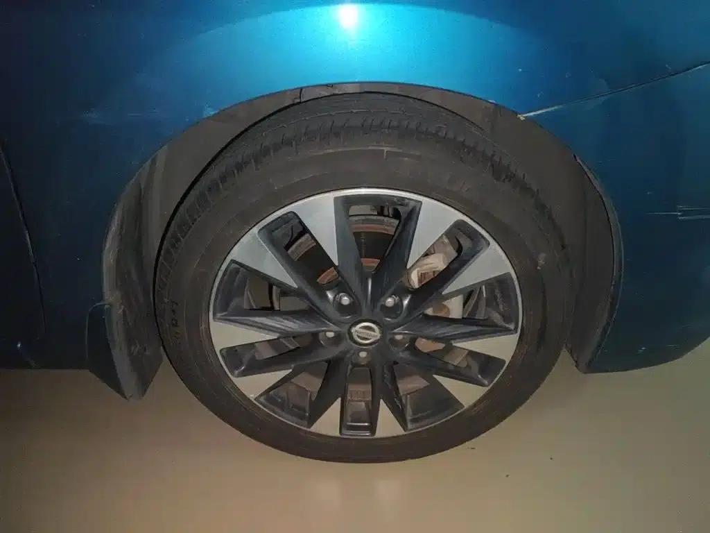 Nissan Bluebird 2016 1.6L CVT Smart Edition — миниатюра 7