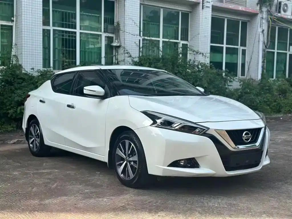 Nissan Bluebird 2020 1.6L CVT Cool Edition — миниатюра 4