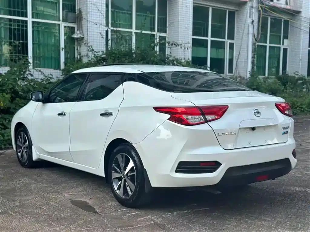 Nissan Bluebird 2020 1.6L CVT Cool Edition — миниатюра 5