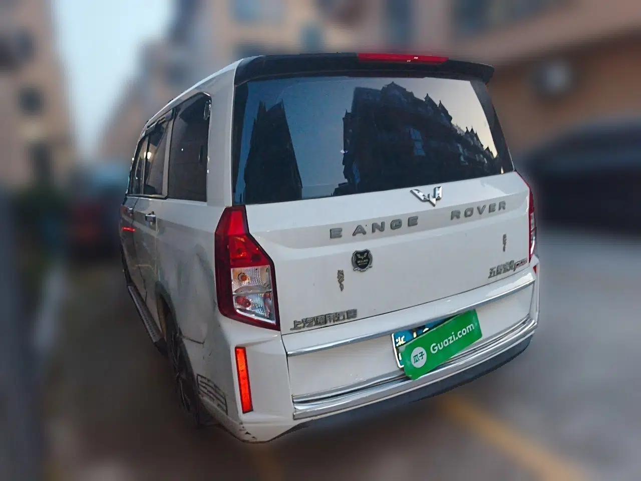 Wuling Hongguang PLUS 2019 1.5T Manual Standard Edition 5 Seats — миниатюра 4