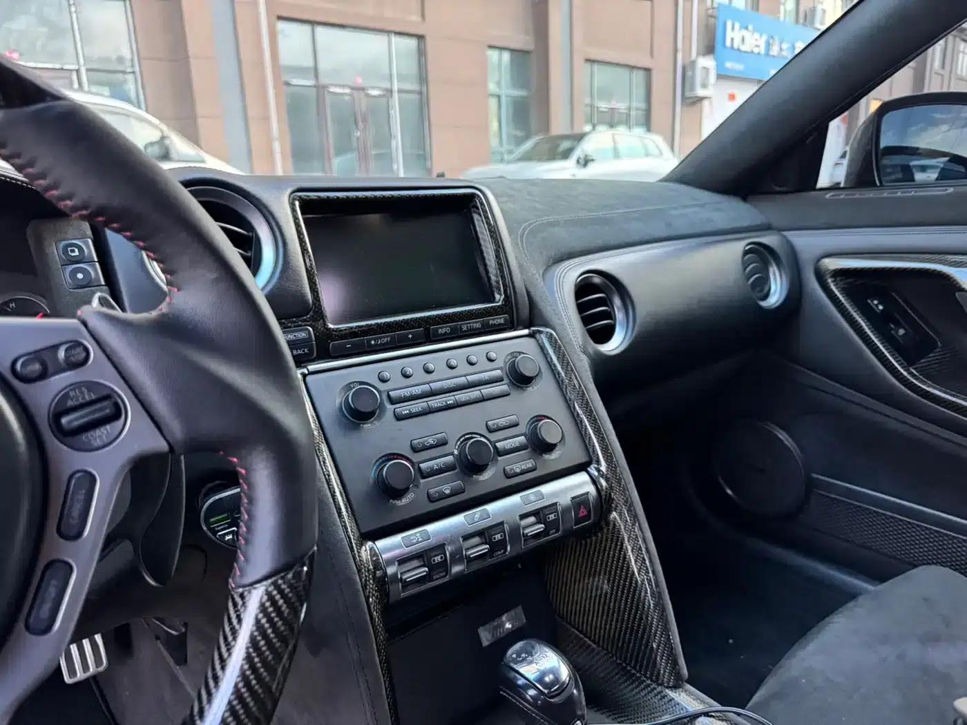 2010 Nissan GT-R 3.8T Premium Edition — миниатюра 9