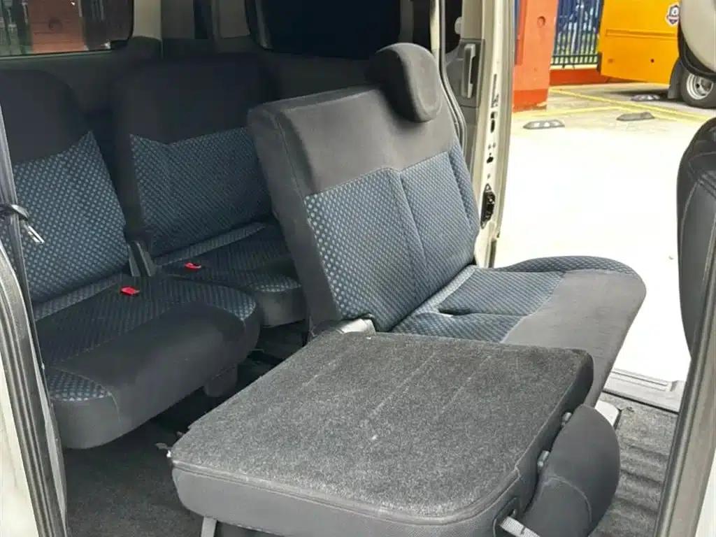Nissan NV200 2013 1.6L Luxury Edition (China IV Emission Standard) — миниатюра 6