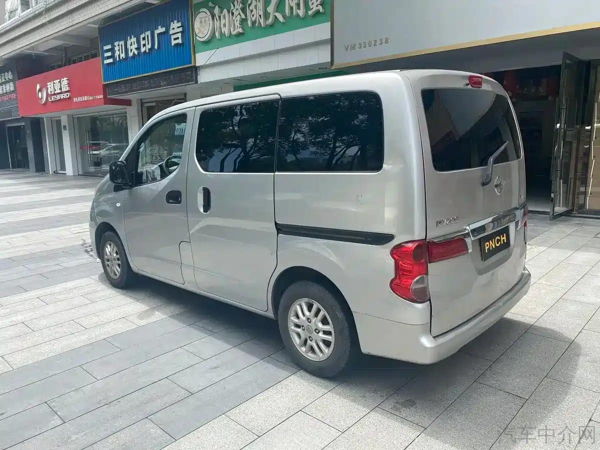Nissan NV200 2014 1.6L Manual Premium Edition (China IV Emission Standard) — миниатюра 15