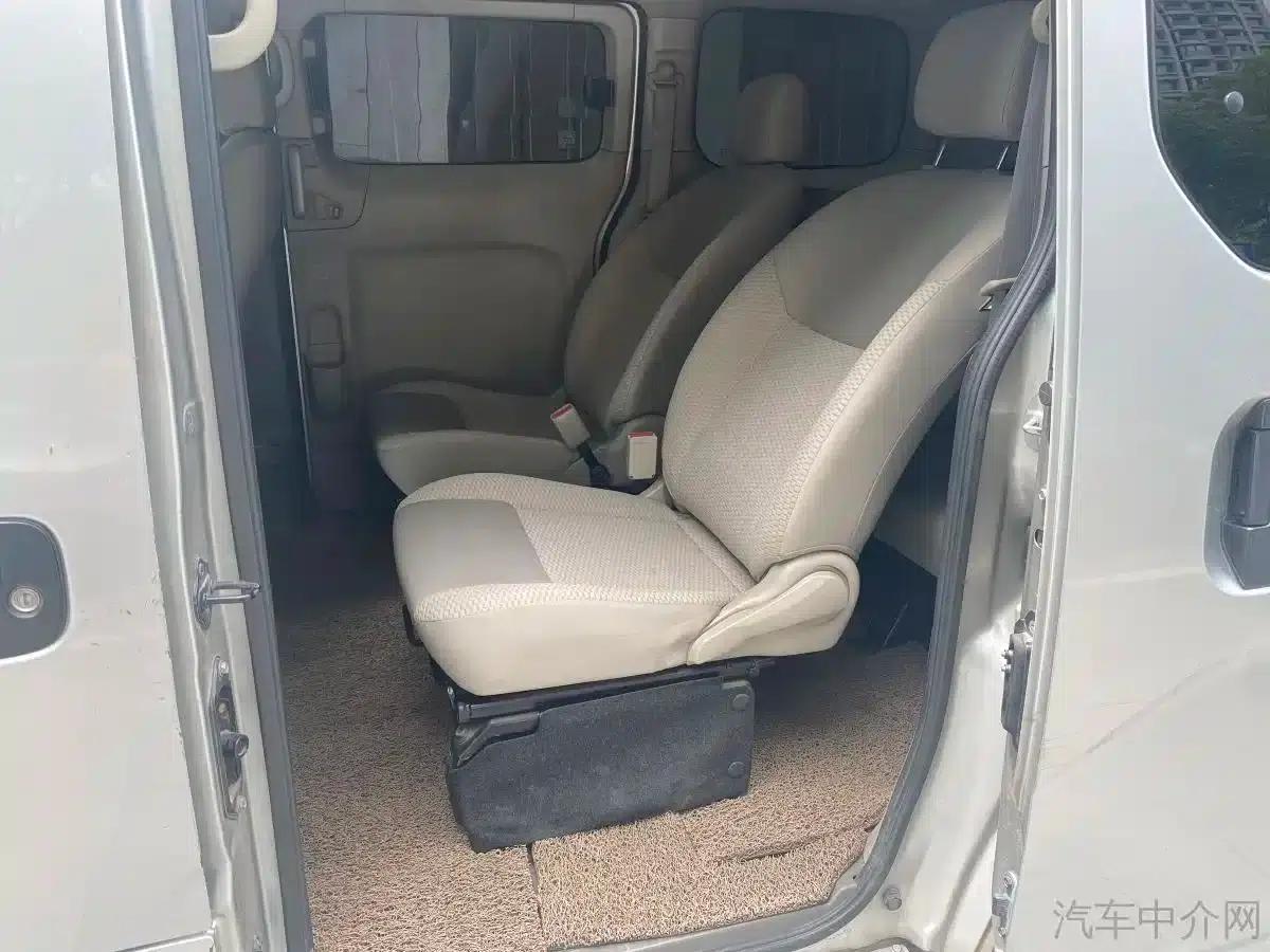 Nissan NV200 2014 1.6L Manual Premium Edition (China IV Emission Standard) — миниатюра 10