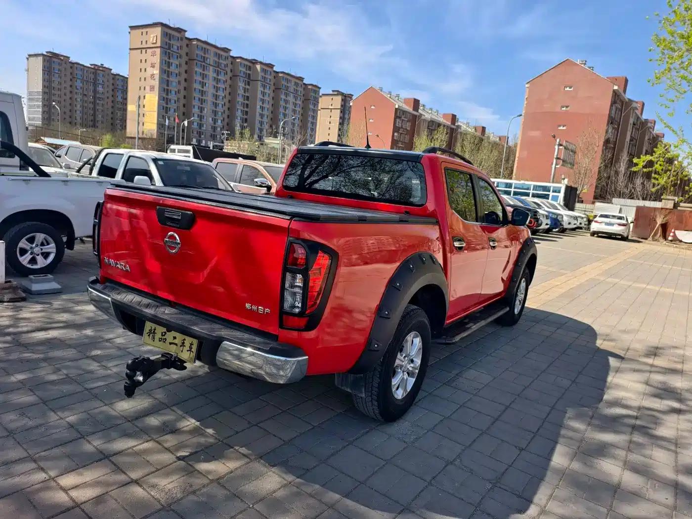 2017 Navara 2.5L Automatic 4WD Luxury Edition QR25 — миниатюра 4