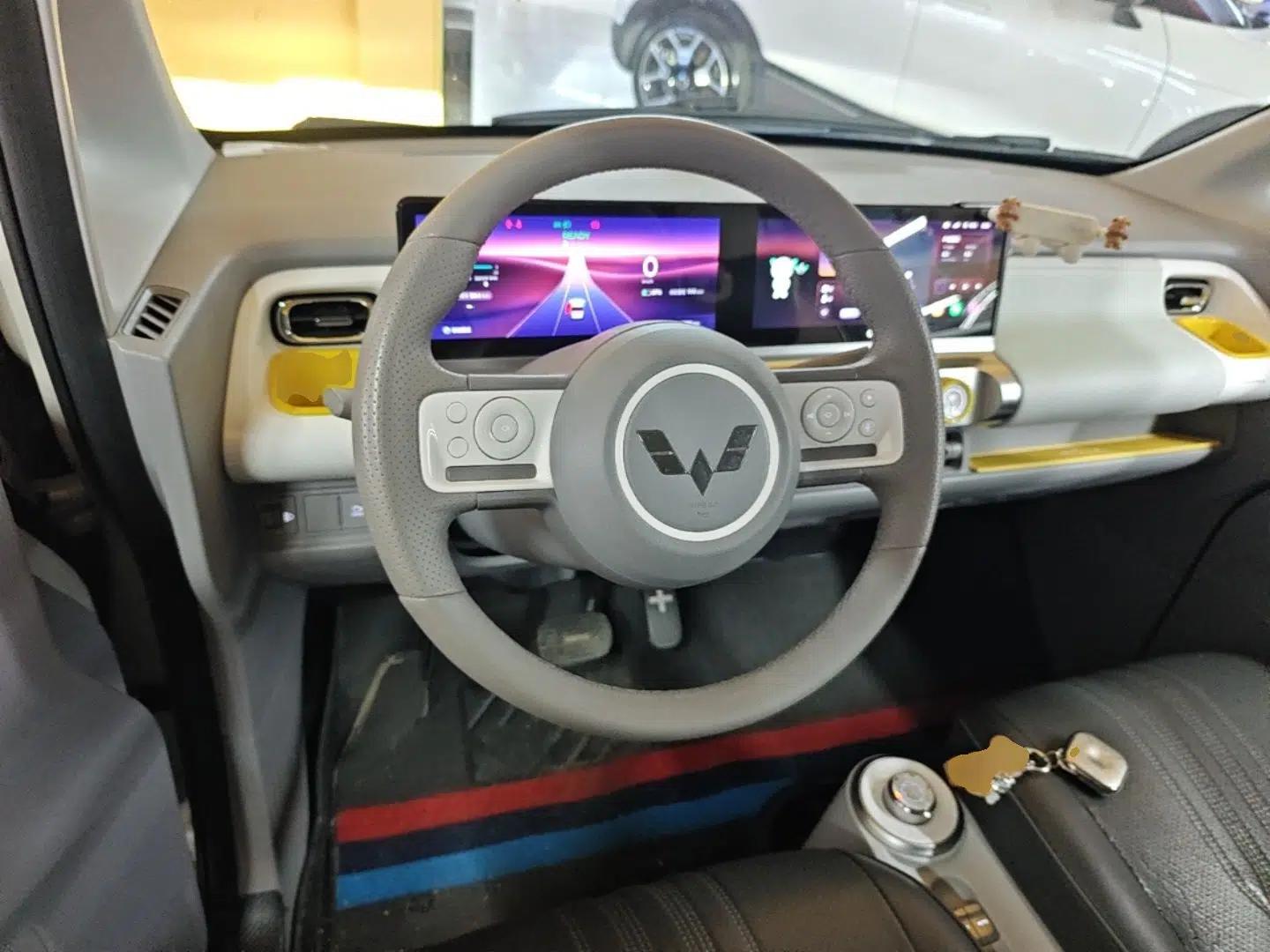Wuling Air ev 2023 - Four Seats - Advanced Edition — миниатюра 14