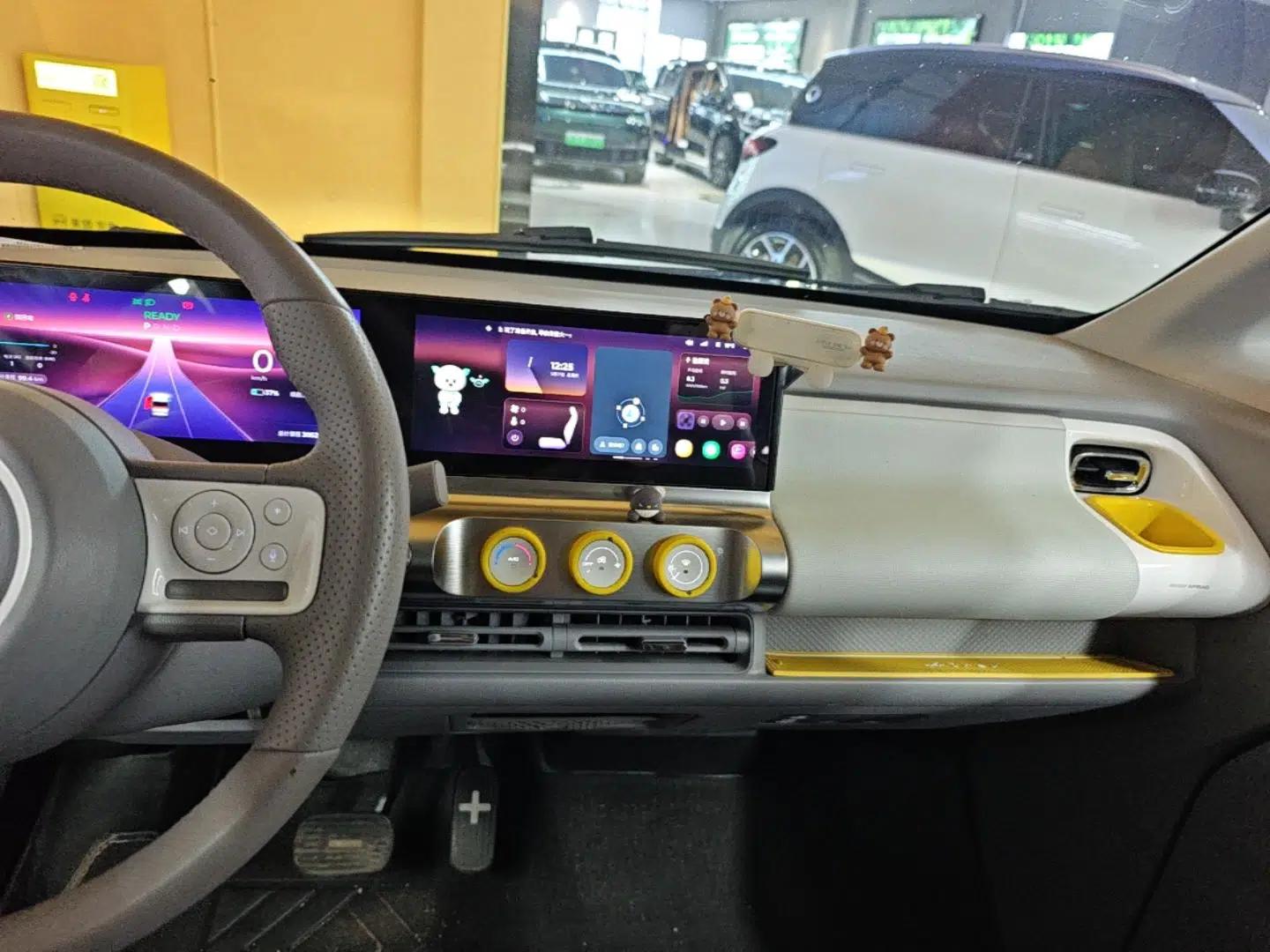 Wuling Air ev 2023 - Four Seats - Advanced Edition — миниатюра 16