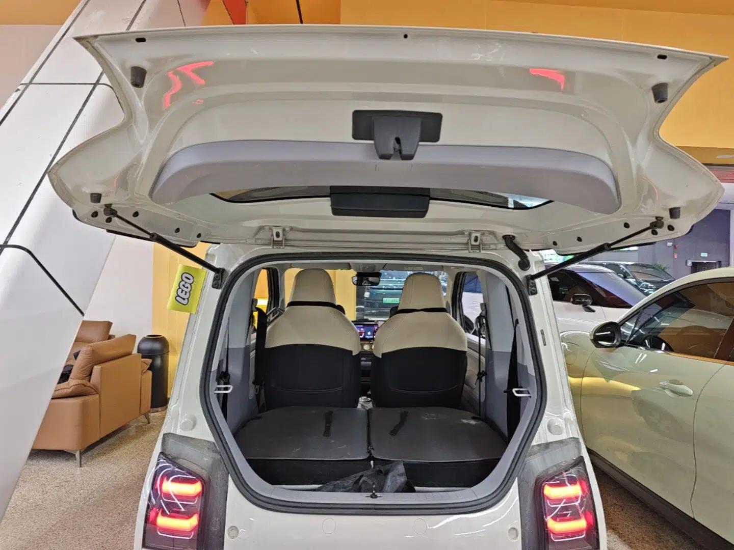 Wuling Air ev 2023 - Four Seats - Advanced Edition — миниатюра 22