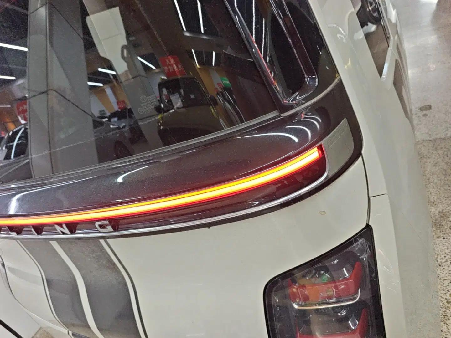 Wuling Air ev 2023 - Four Seats - Advanced Edition — миниатюра 7