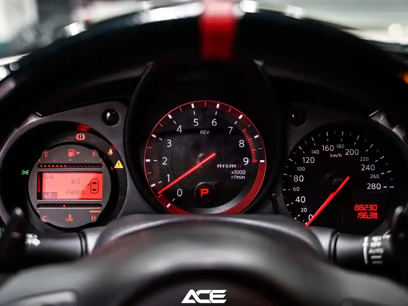 2015 Nissan 370Z 3.7L NISMO — миниатюра 20