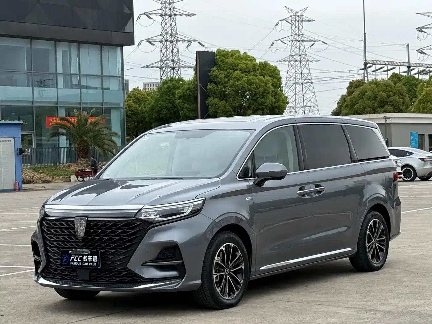 Roewe iMAX8 2022 400TGI Joyful Edition — миниатюра 1