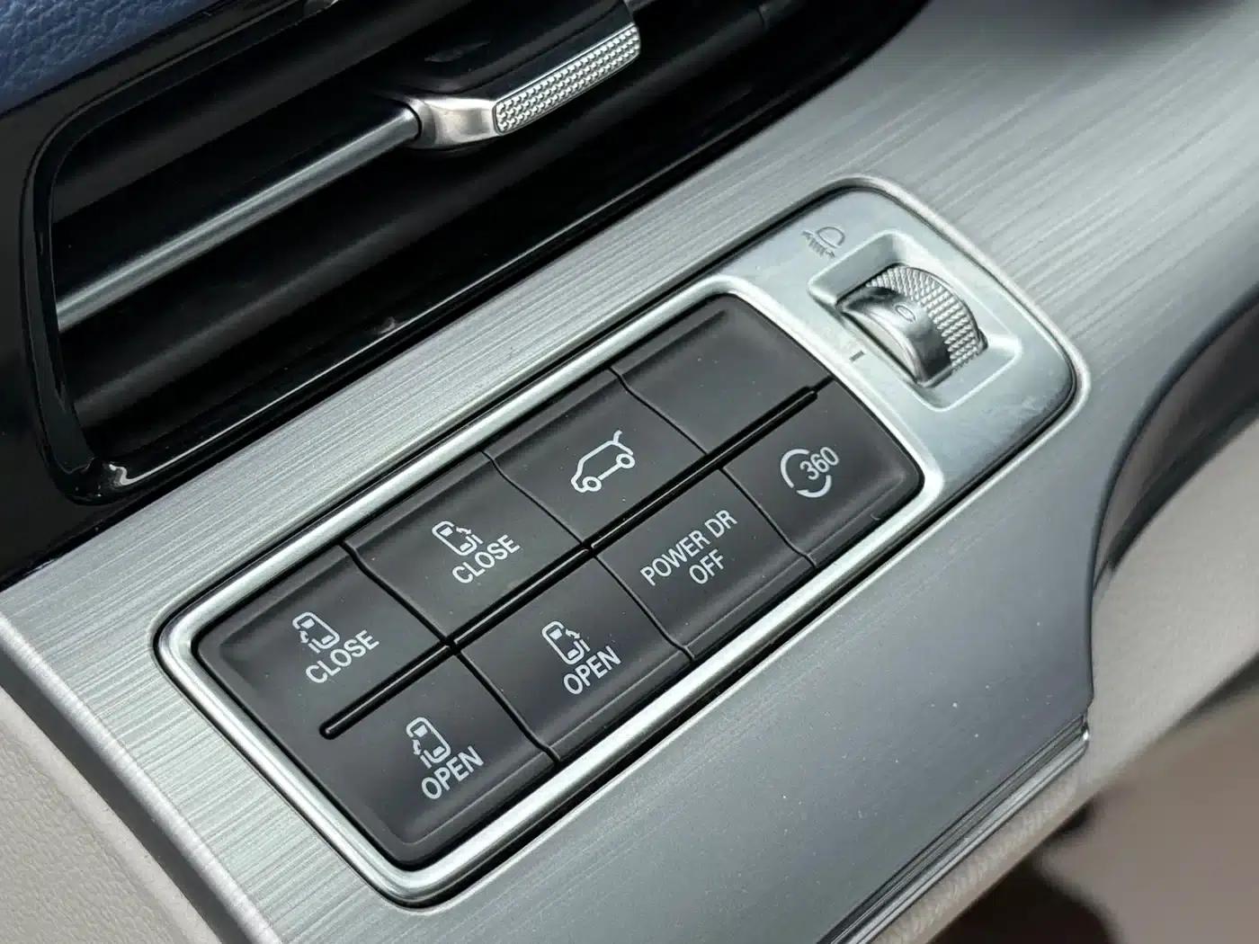 Roewe iMAX8 2022 400TGI Joyful Edition — миниатюра 11