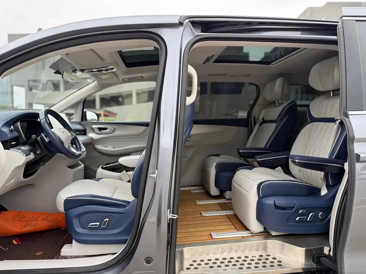 Roewe iMAX8 2022 400TGI Joyful Edition — миниатюра 13