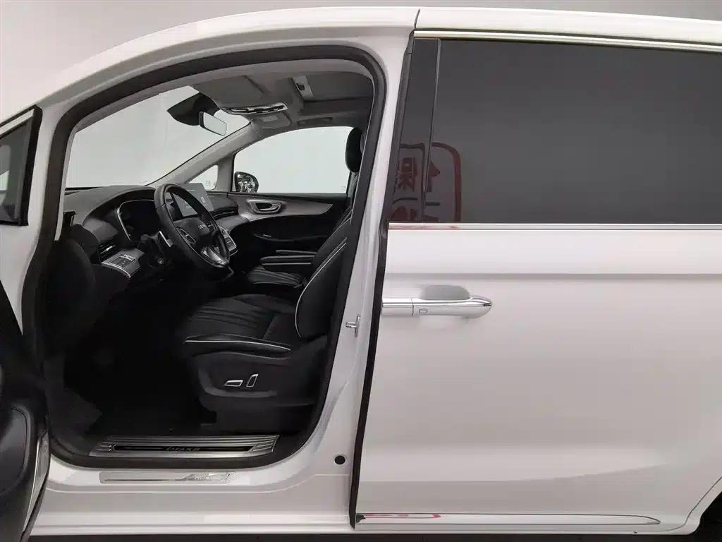 Roewe iMAX8 2021 400TGI Supreme Series Premium Edition — миниатюра 10