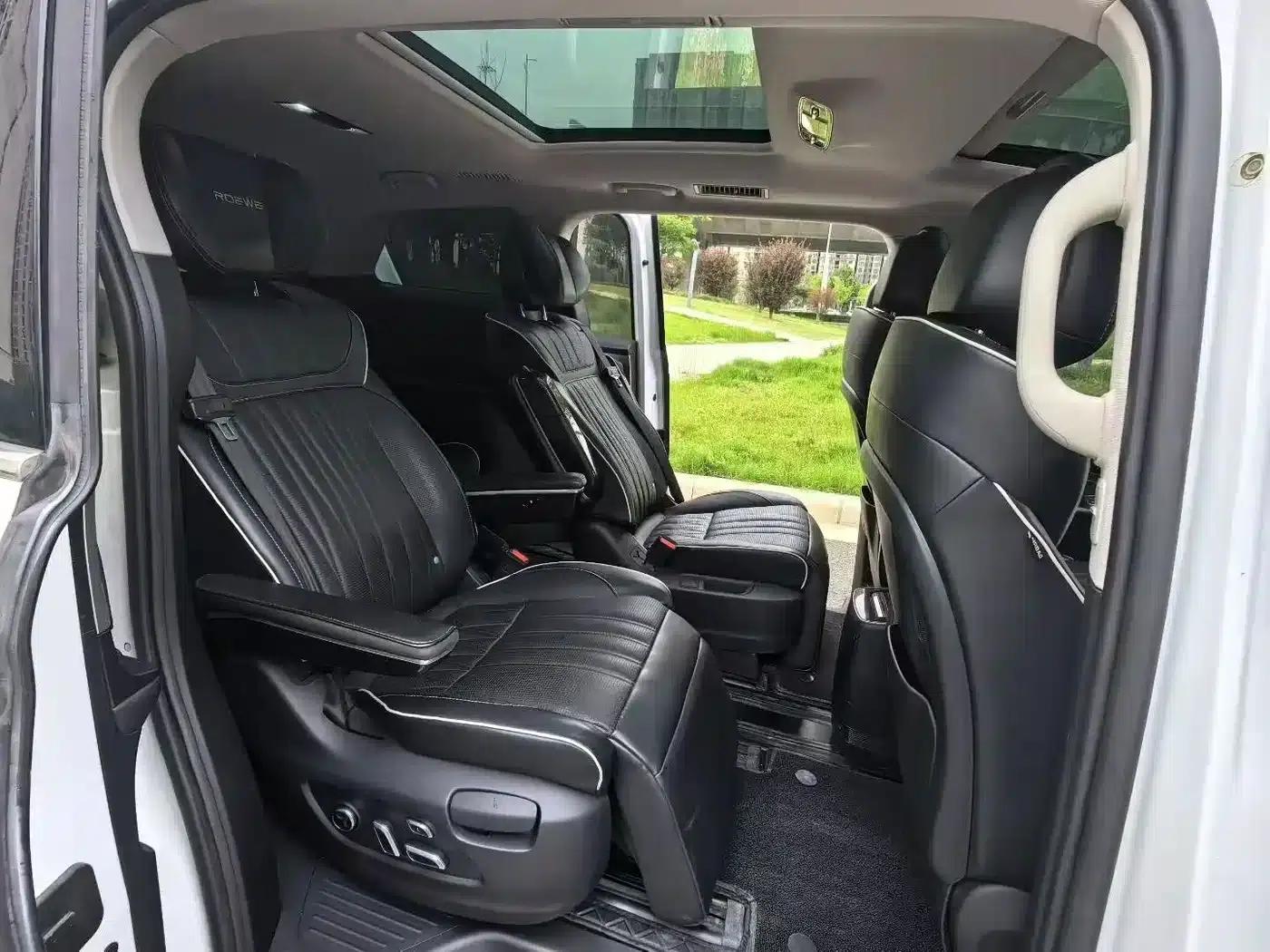 Roewe iMAX8 2022 400TGI Premium Edition — миниатюра 5