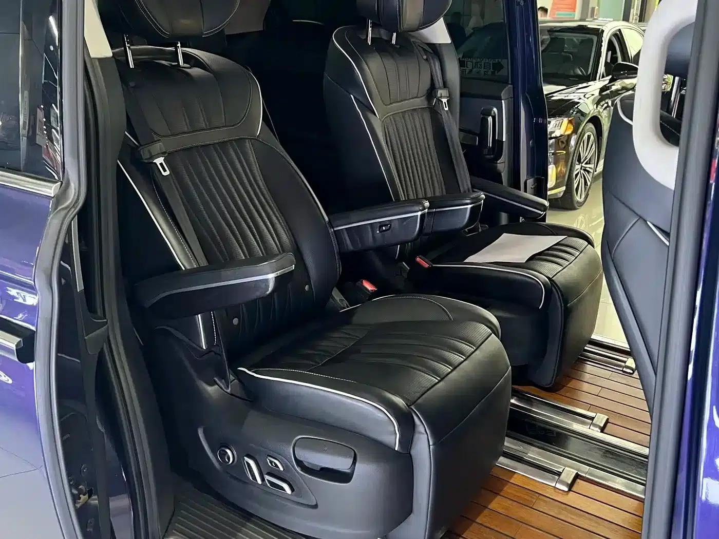 Roewe iMAX8 2021 400TGI Supreme Series Premium Edition — миниатюра 15