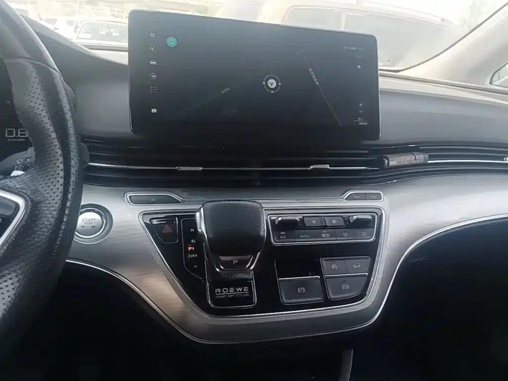 Roewe iMAX8 2022 400TGI Premium Edition — миниатюра 13