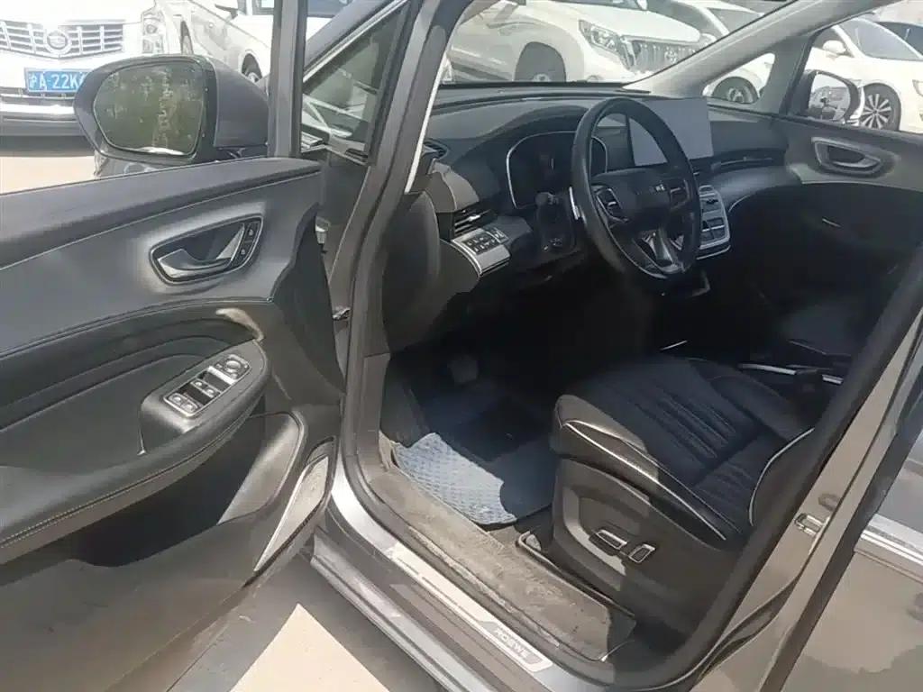 Roewe iMAX8 2022 400TGI Premium Edition — миниатюра 16