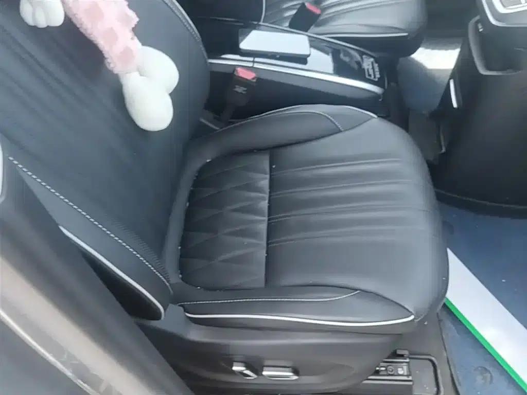 Roewe iMAX8 2022 400TGI Premium Edition — миниатюра 25