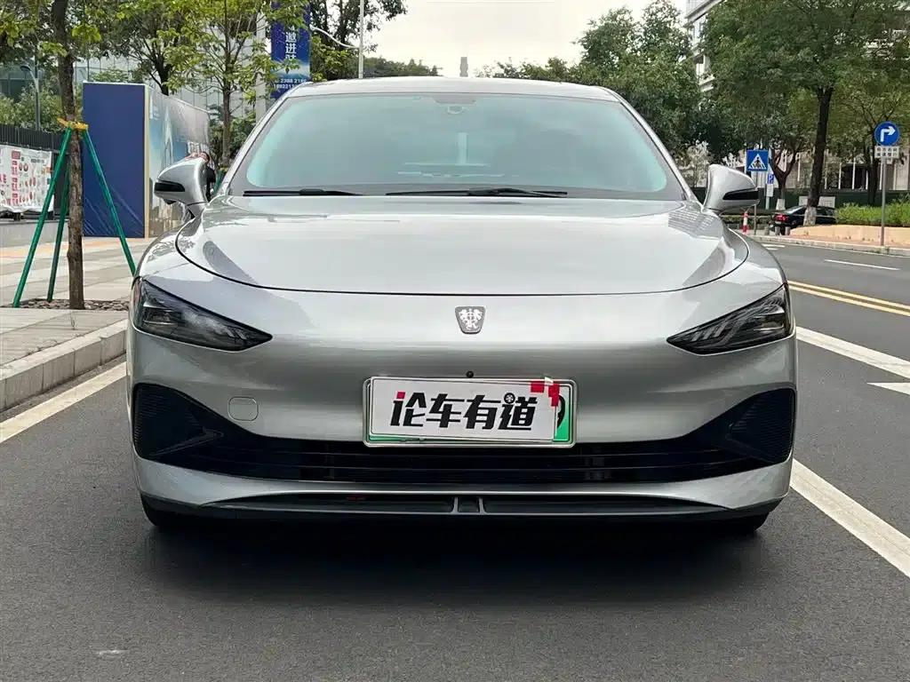 Roewe D7 2023 DMH 125km Premium Edition — миниатюра 24