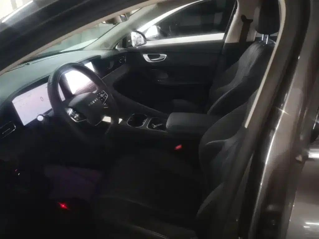 Roewe D7 2023 DMH 125km Premium Edition — миниатюра 15