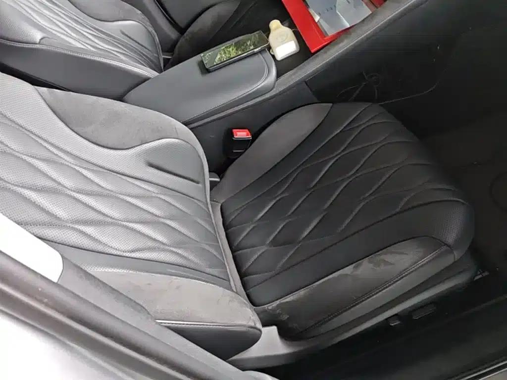 Roewe D7 2023 DMH 125km Flagship Edition — миниатюра 19