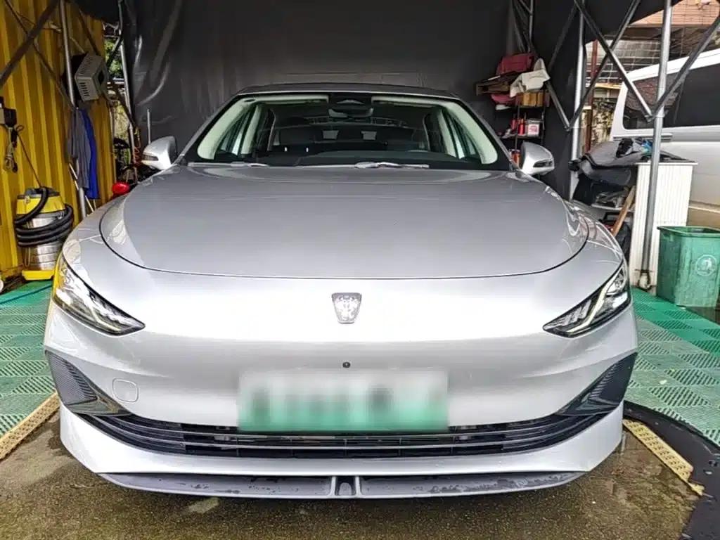 Roewe D7 2023 DMH 125km Flagship Edition — миниатюра 3