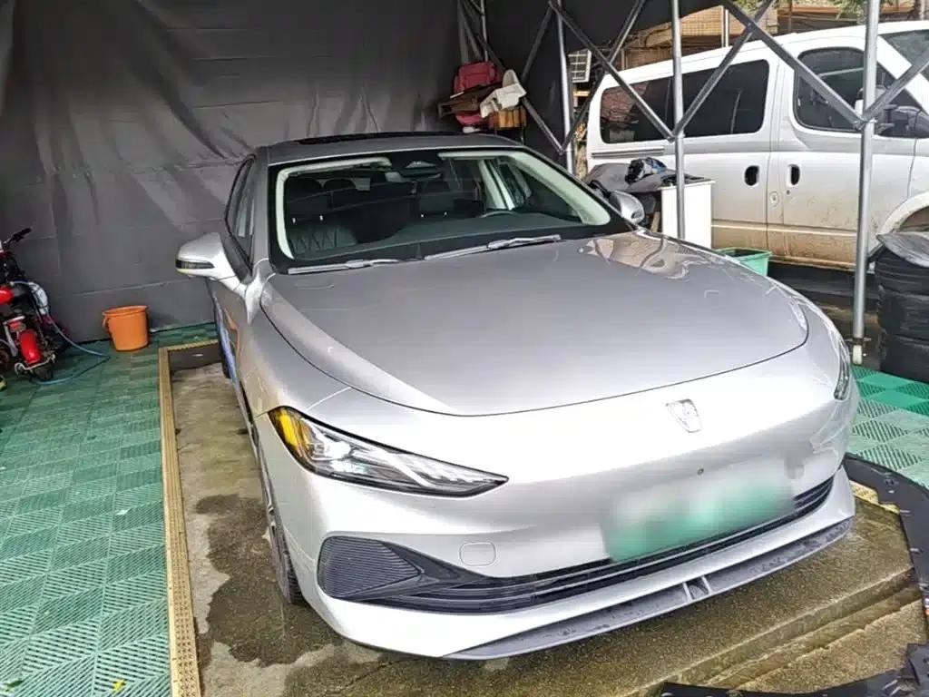 Roewe D7 2023 DMH 125km Flagship Edition — миниатюра 22