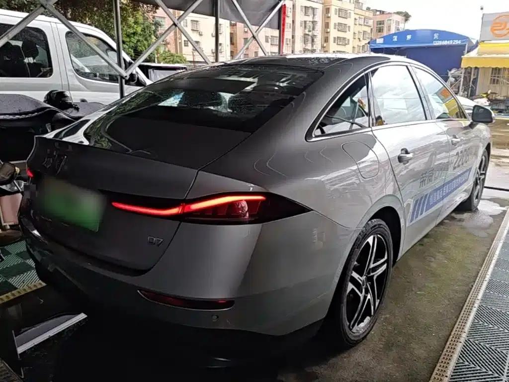 Roewe D7 2023 DMH 125km Flagship Edition — миниатюра 5