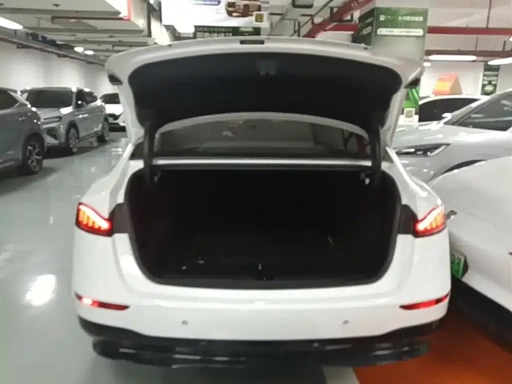 Roewe D7 2023 EV 510km Rear-Wheel Drive Flagship Edition — миниатюра 19