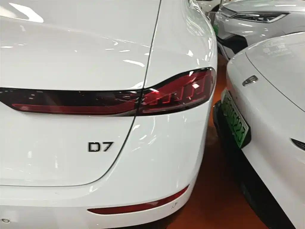 Roewe D7 2023 EV 510km Rear-Wheel Drive Flagship Edition — миниатюра 8