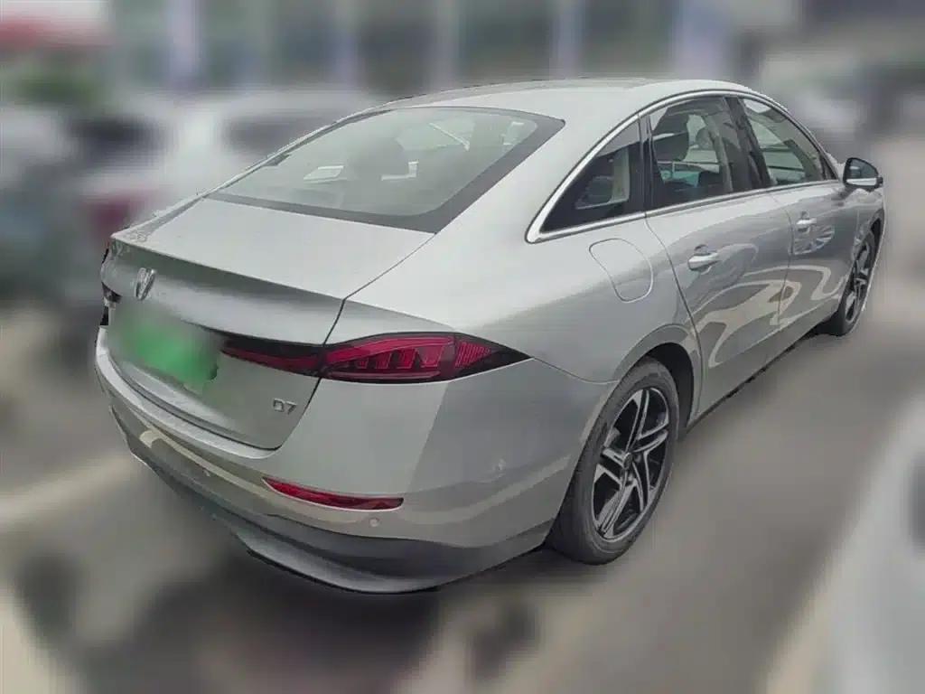 Roewe D7 2023 DMH 125km Flagship Edition — миниатюра 12
