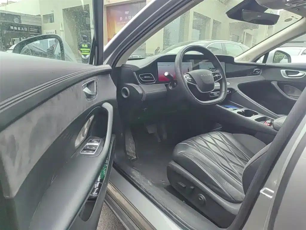 Roewe D7 2023 DMH 125km Flagship Edition — миниатюра 23