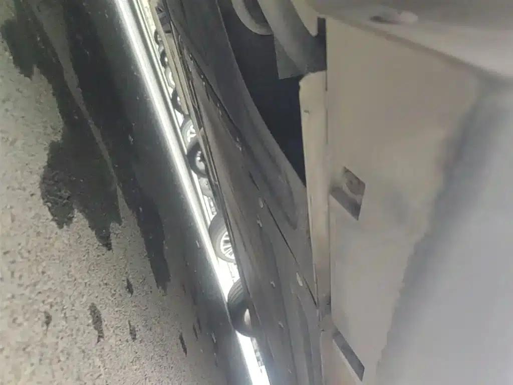 Roewe D7 2023 DMH 125km Flagship Edition — миниатюра 4