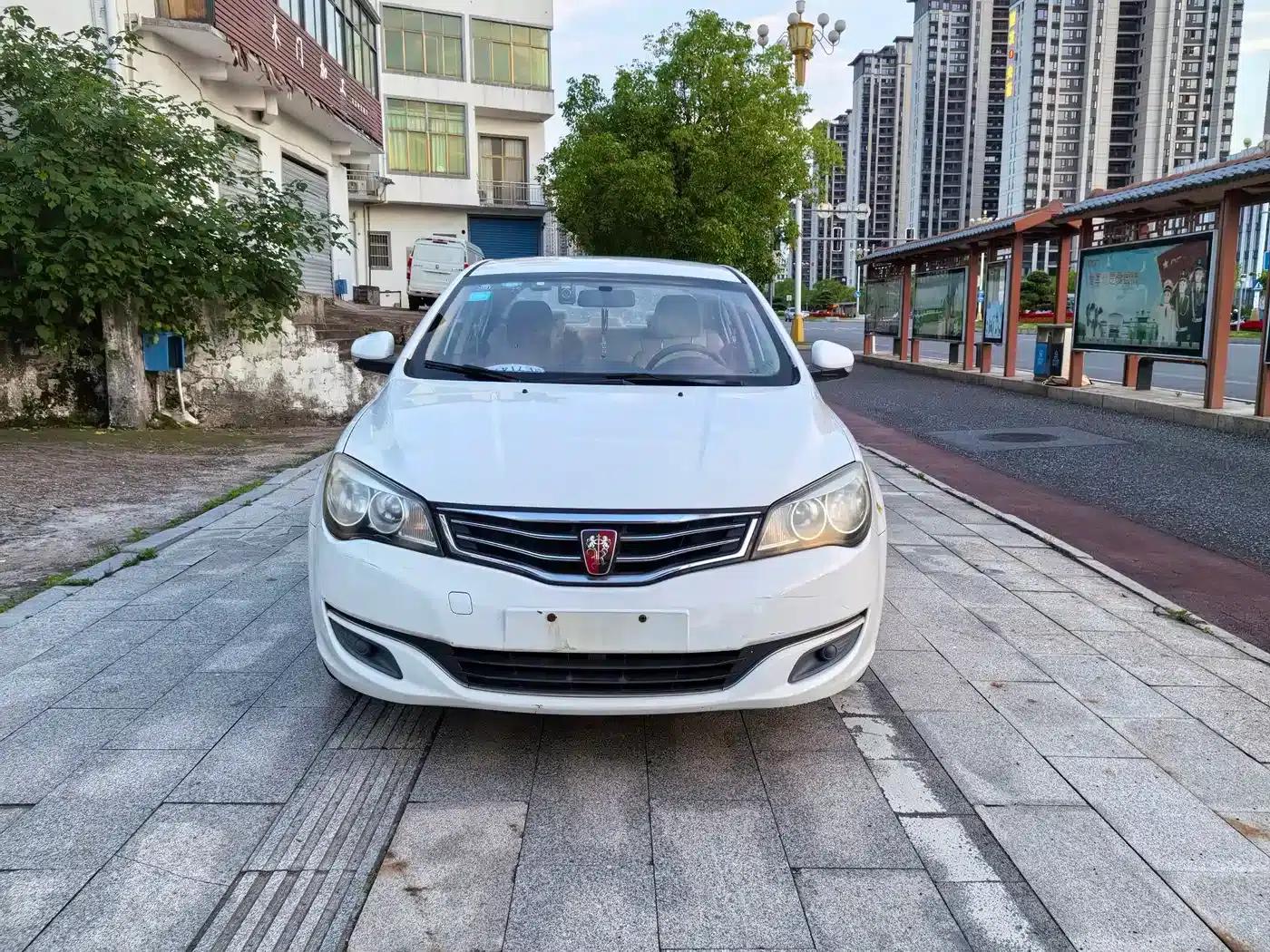 Roewe 350 2014 1.5L Automatic Speedway Edition — миниатюра 3
